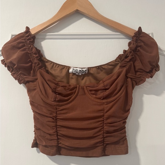tic toc Tops - Tic Toc Brown Puff Sleeve Crop Top - Size S